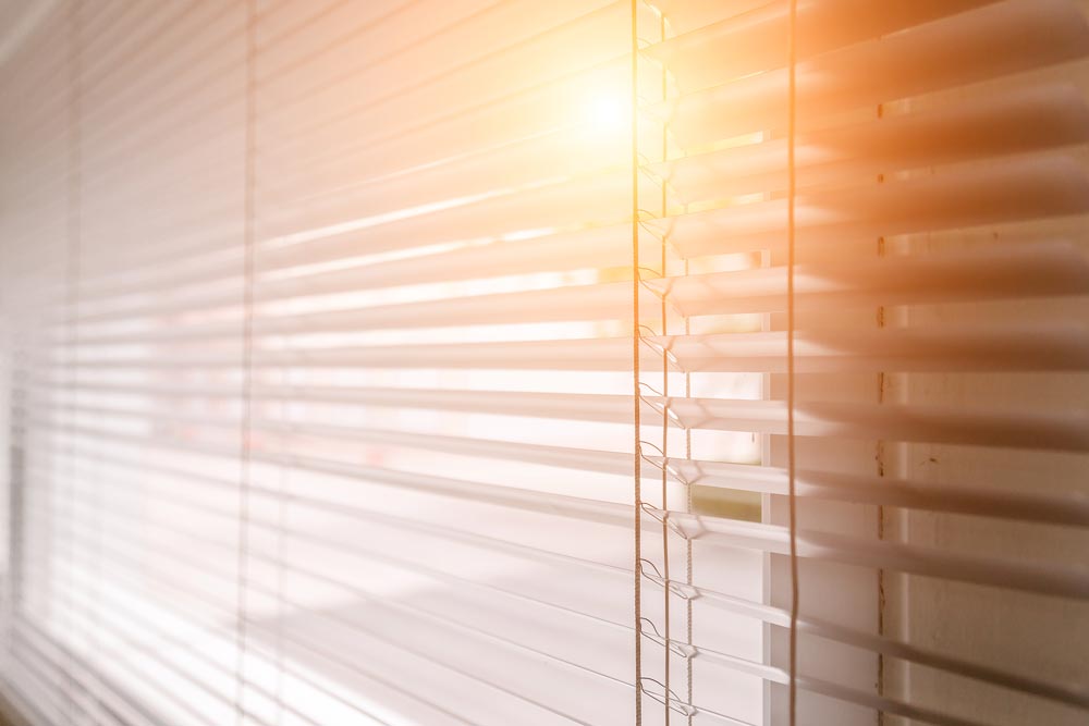 Persienn som skyddar mot solen