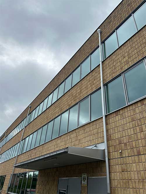 Montering av isolerglas Kronängskolan